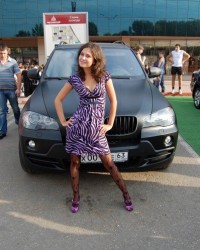 Россияночка в домашнем вульгарном образе