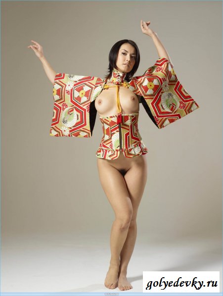 Отличная голая мода (15 фото)