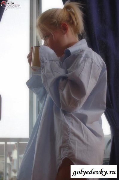 Молоденькая сучка испугалась