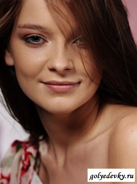 Холодная красота россияночки 