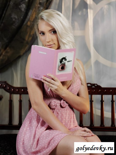 Стервозная блонда пишет дневник