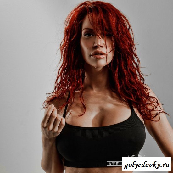 Шикарная рыжуля