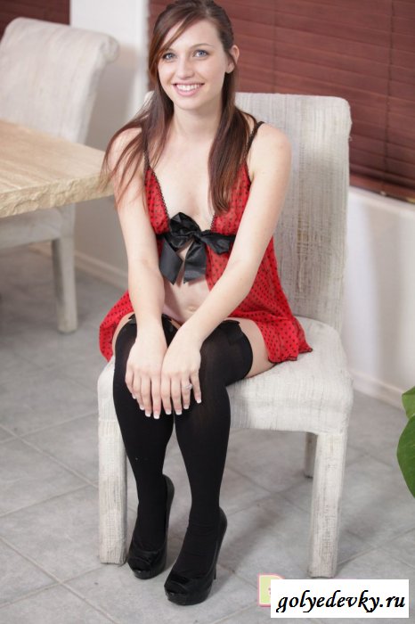 Сексуальная беременная телка (9 фото)