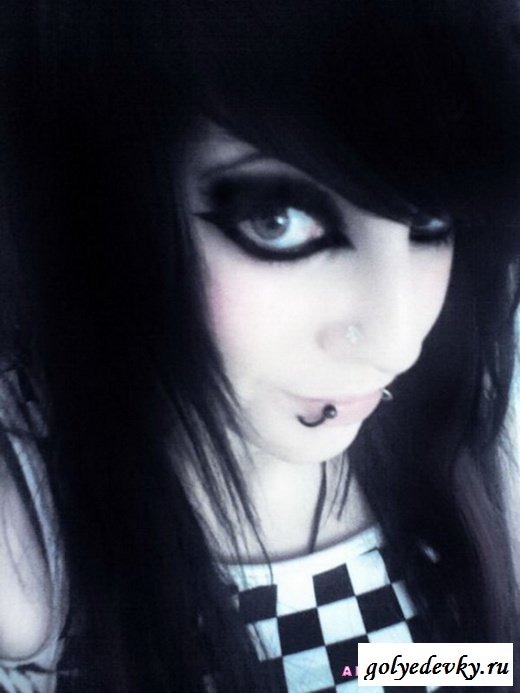 Подборка эмо девушек (27 фотографий)
