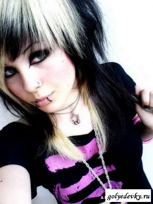 Подборка эмо девушек (27 фотографий)