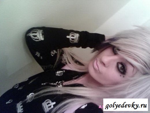 Подборка эмо девушек (27 фотографий)