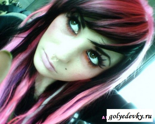 Подборка эмо девушек (27 фотографий)
