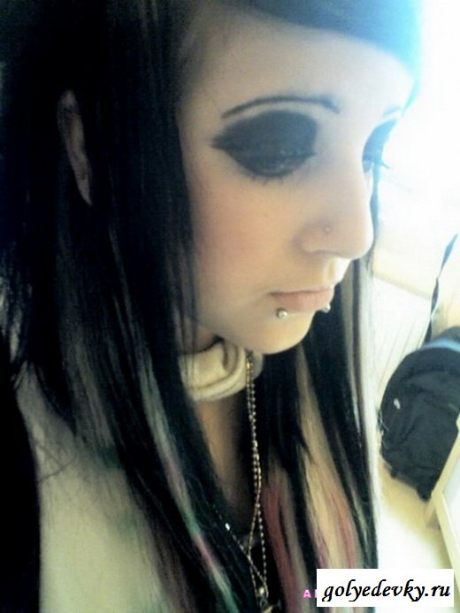 Подборка эмо девушек (27 фотографий)