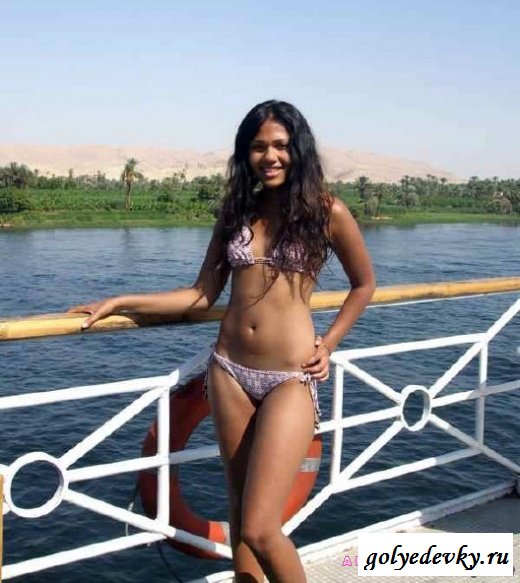 Симпатичные девушки на пляже (25 фотографий) Симпатичные девушки на пляже (25 фотографий)