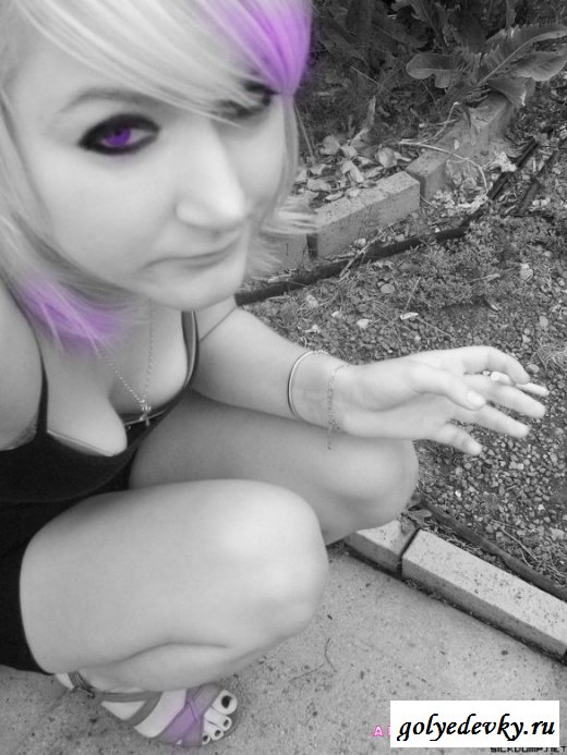 Порция эмо девушек (24 фотографии) Порция эмо девушек (24 фотографии)
