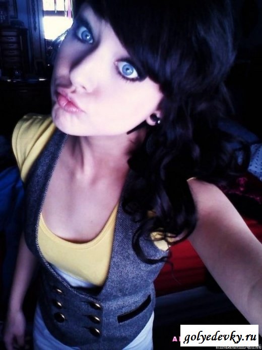 Порция эмо девушек (24 фотографии) Порция эмо девушек (24 фотографии)