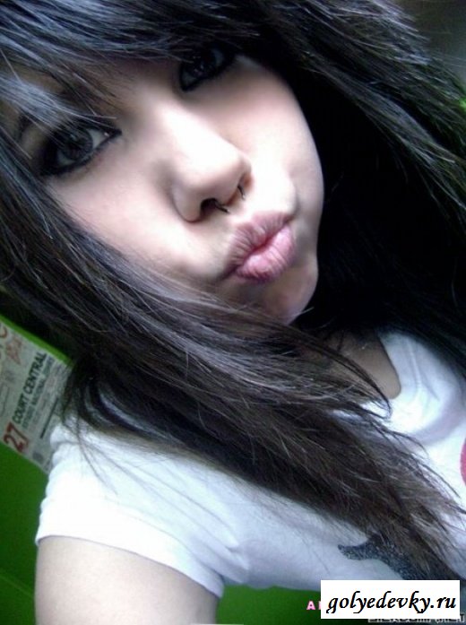 Порция эмо девушек (24 фотографии) Порция эмо девушек (24 фотографии)