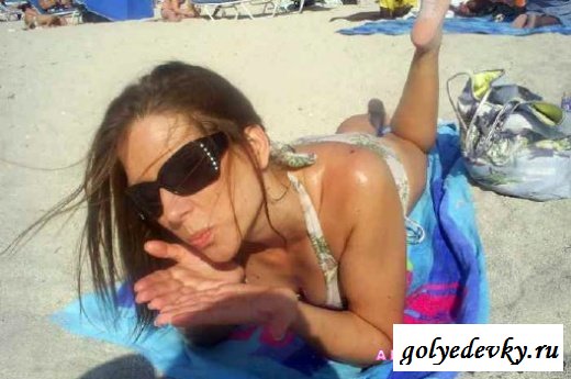 Возбуждающие пляжные девушки (30 фотографий)