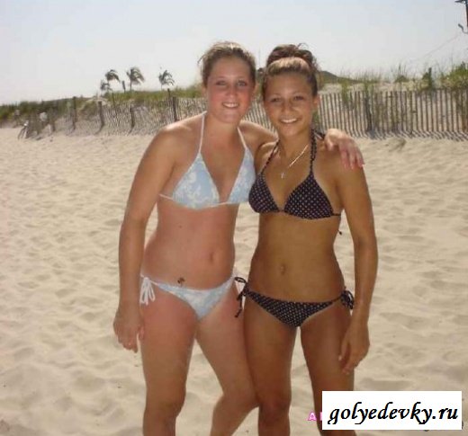 Возбуждающие пляжные девушки (30 фотографий)