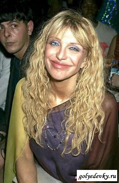 Девочка надувают губки (34 фотографии)