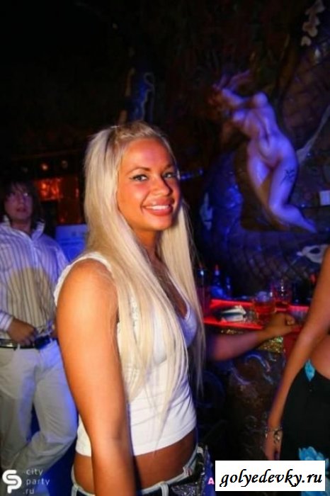 Девочка надувают губки (34 фотографии)