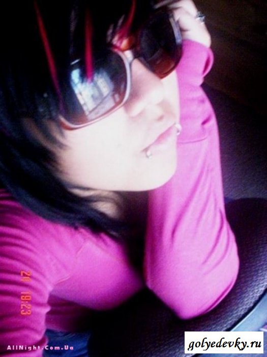 Двадцать шесть эмо девушек (26 фотографий) 