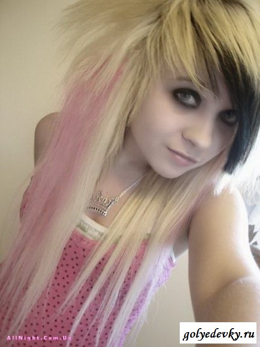 Двадцать шесть эмо девушек (26 фотографий) 