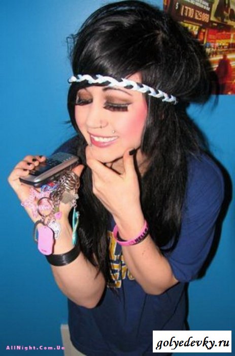 Двадцать шесть эмо девушек (26 фотографий) 
