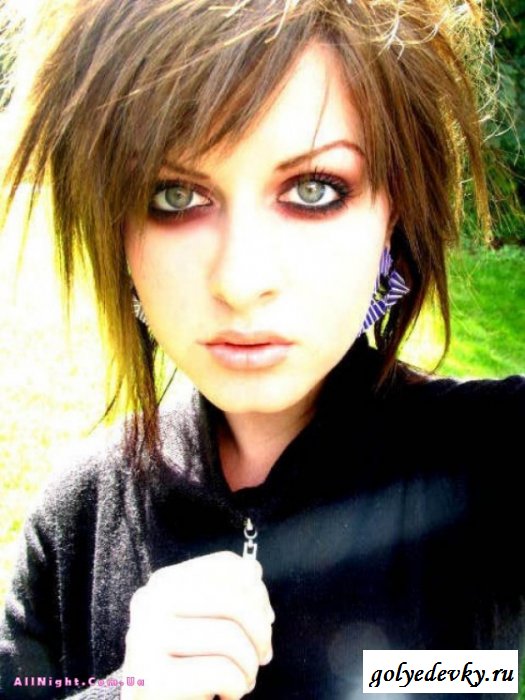 Двадцать шесть эмо девушек (26 фотографий) 