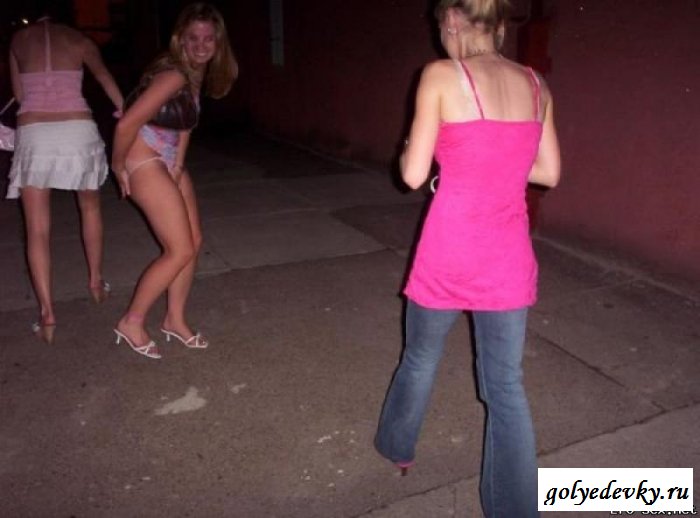 Эротические засветы пикантных тёлочек