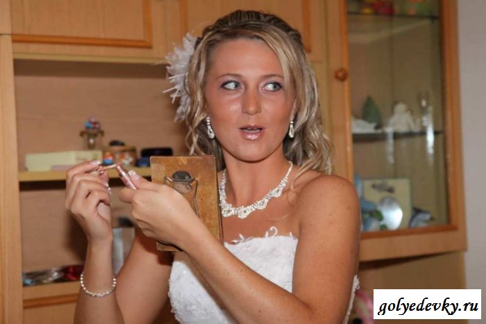 Тайные эротические фото взрослой невесты