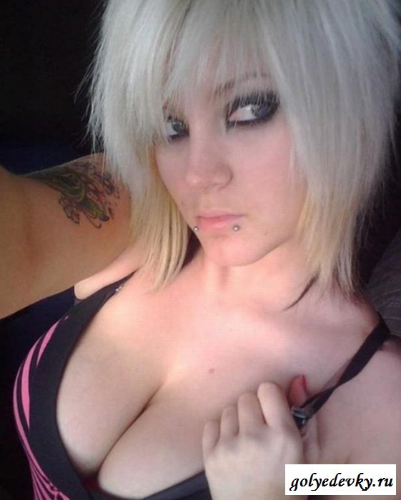 Сексуальные неформалки в откровенной эротике