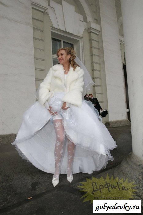 Раскрепощённые будущие жёны в эротике