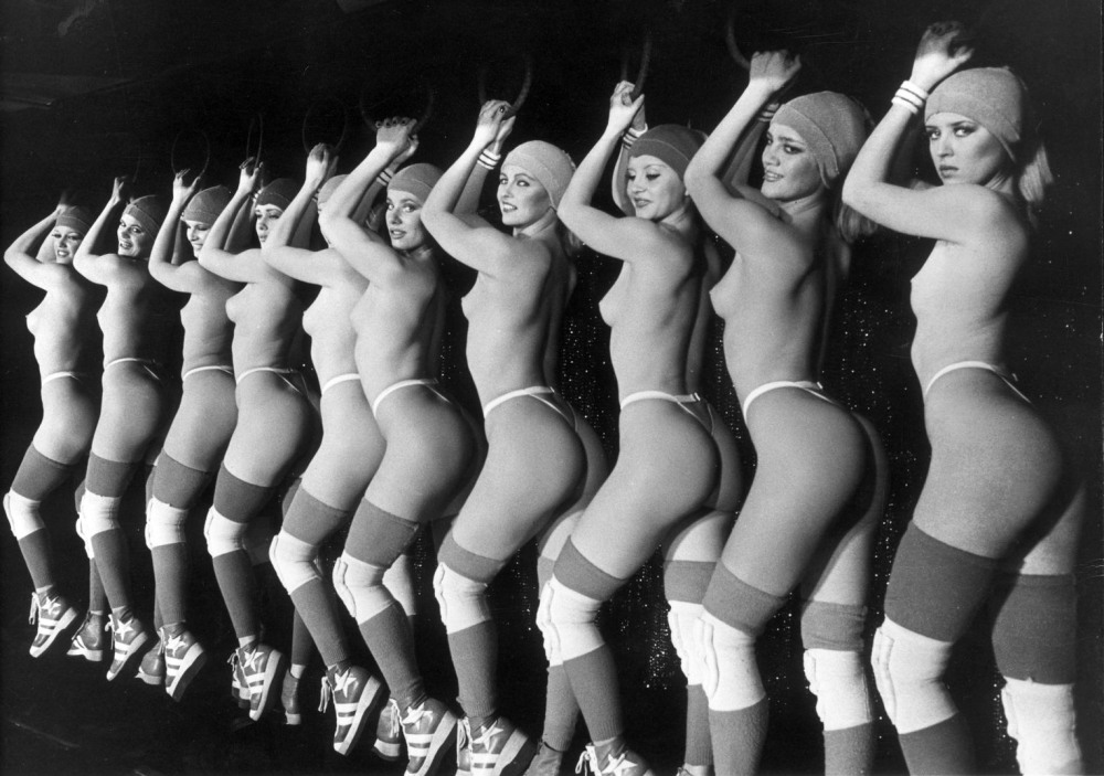 Эротический кордебалет