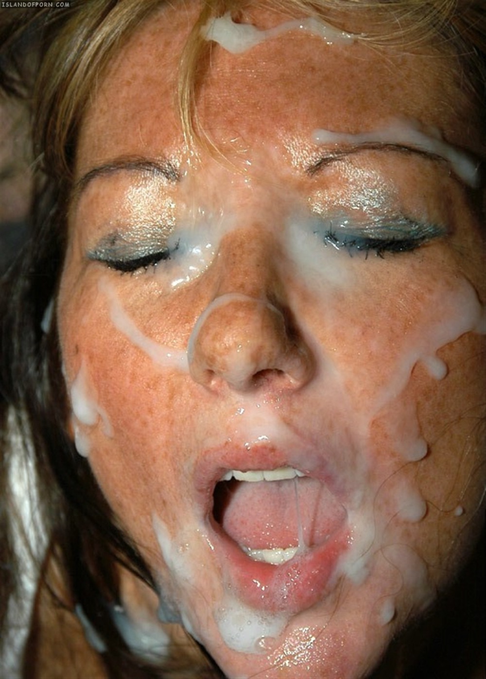 Обкончал жену в ванной