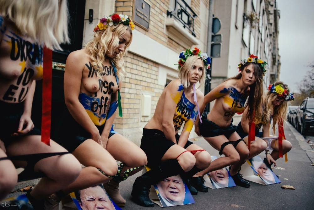 Украинские активистки Femen