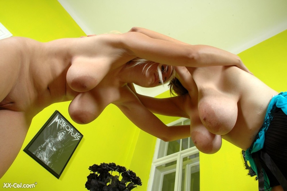 Большие натуральные сиськи