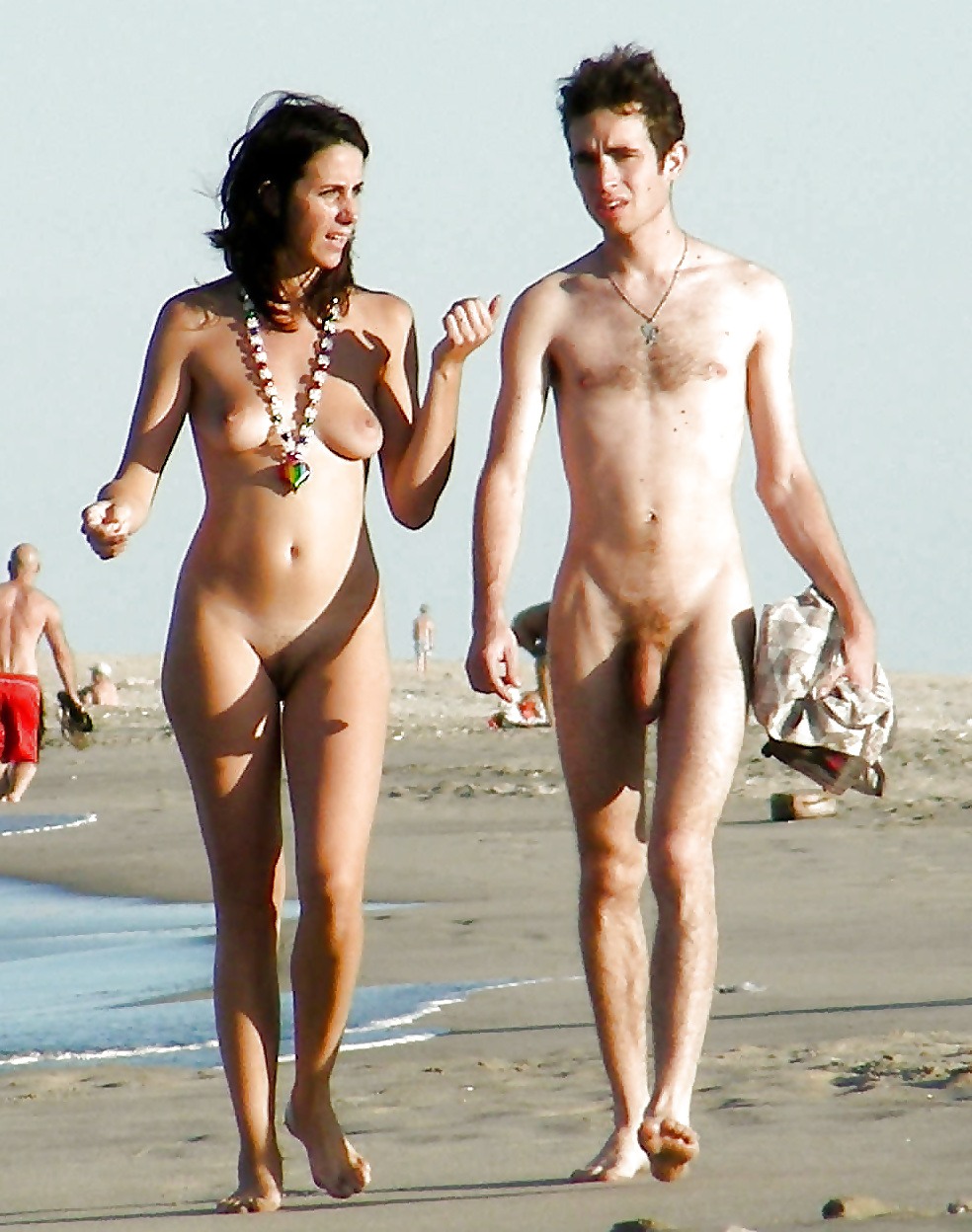 порно фото голые мужчины на пляже
