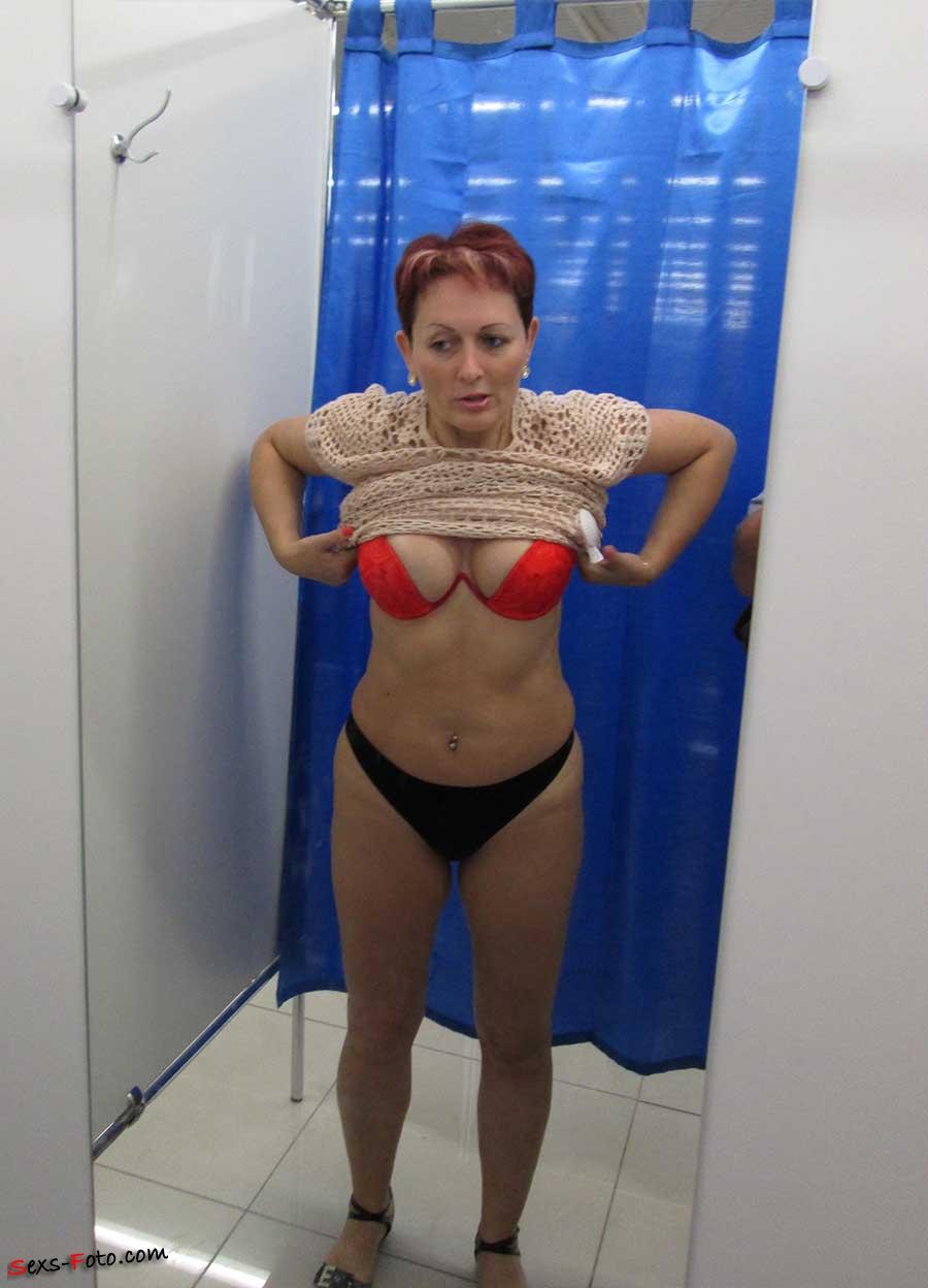 грудь женщин раздевалки фото 103