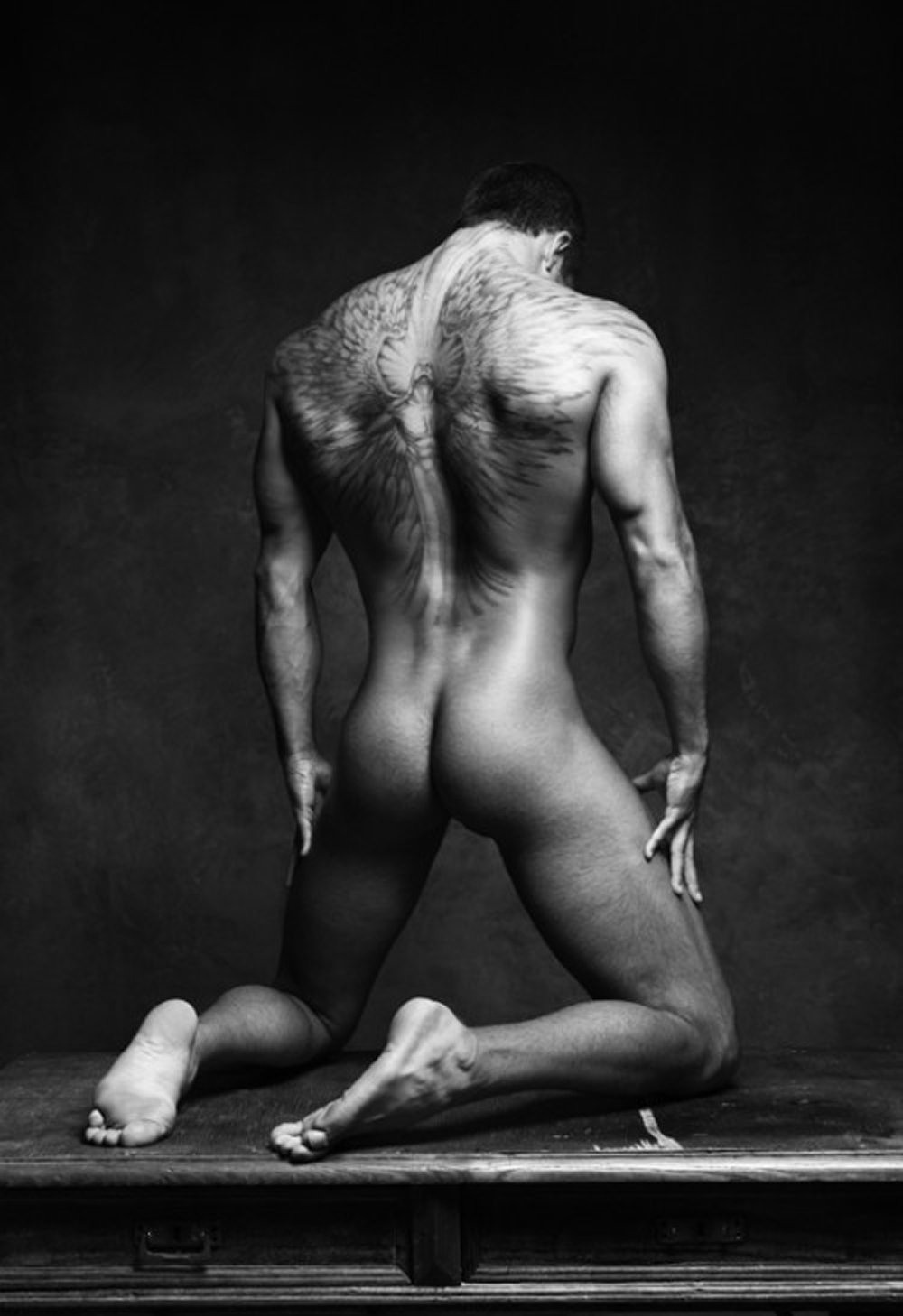 Много голых мужчин без трусов