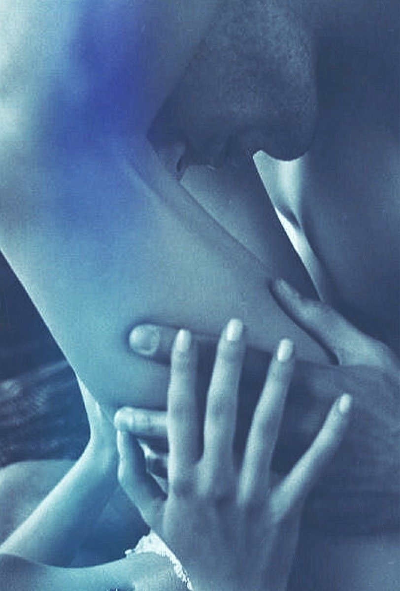 Нежные эротические ласки