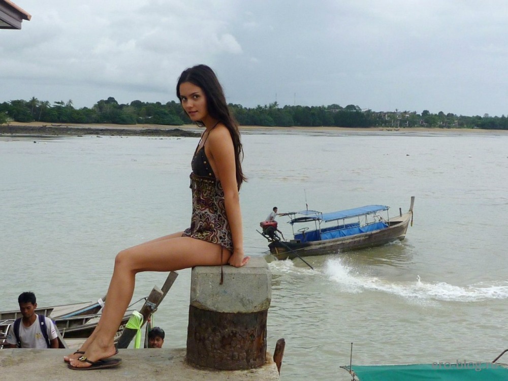 Екатерина ли в купальнике