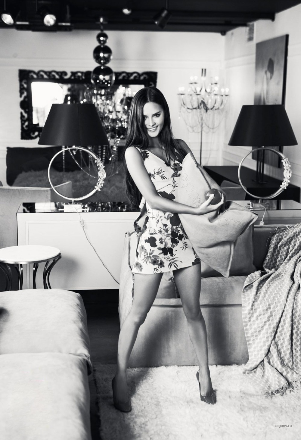 Группа фабрика на пляже