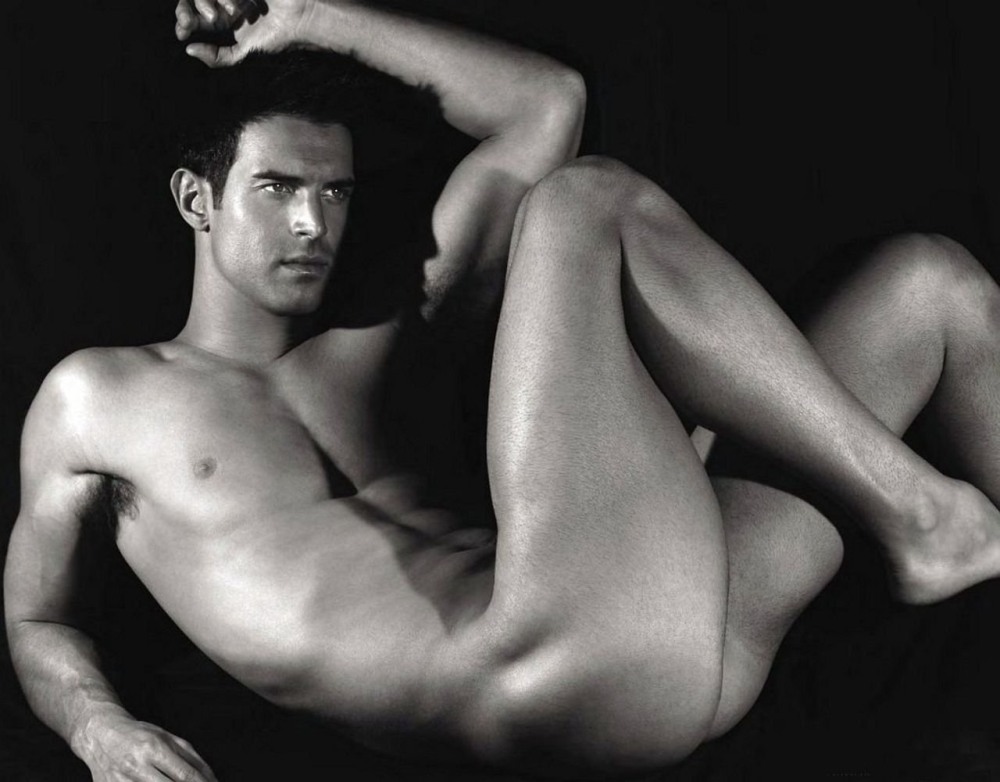 Дэвид Ганди эротическая фотосессия