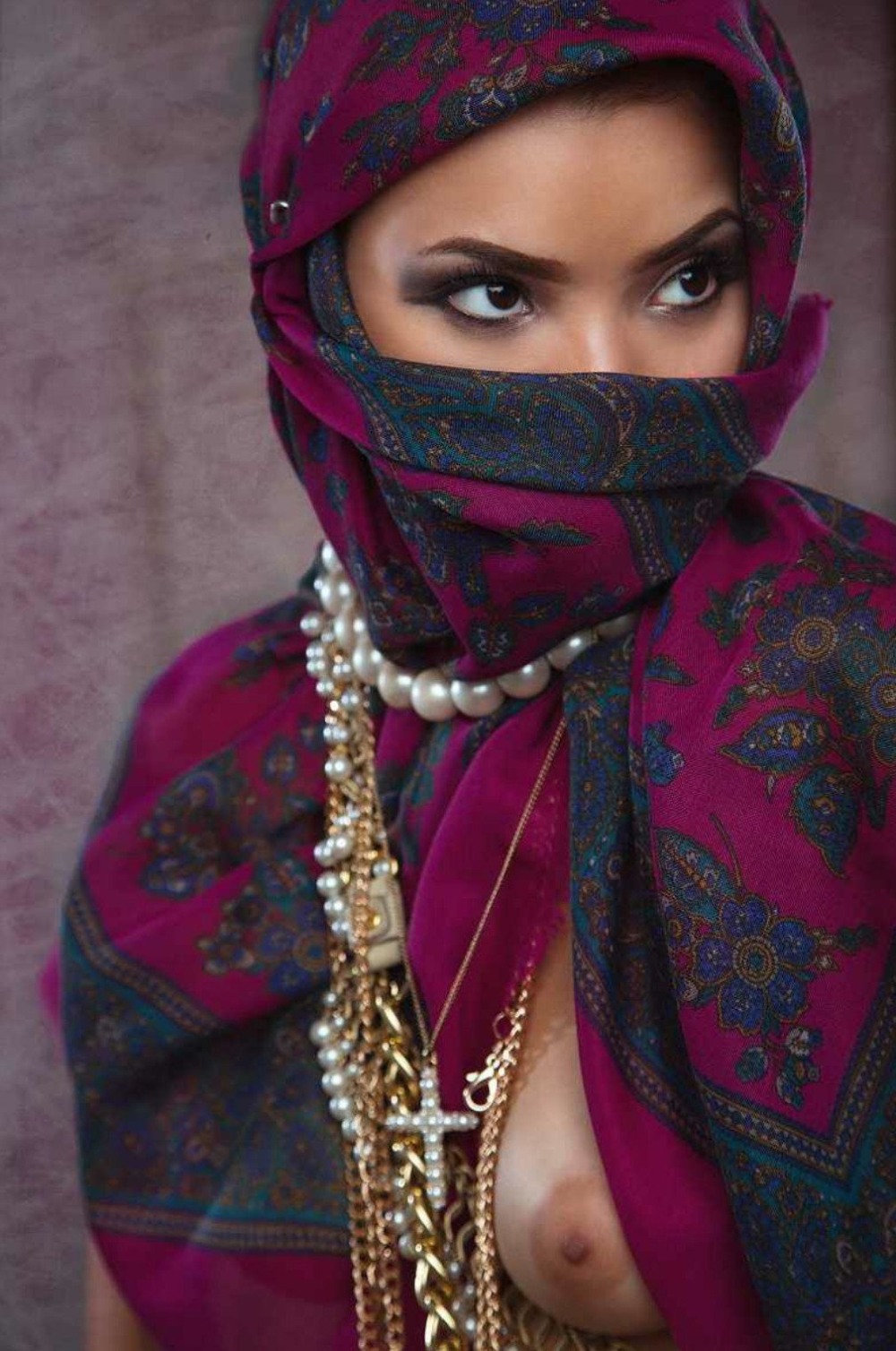 Голые мусульманки в парандже