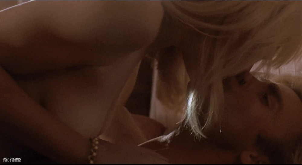 Голая Дженни Райт ГАЗОНОКОСИЛЬЩИК