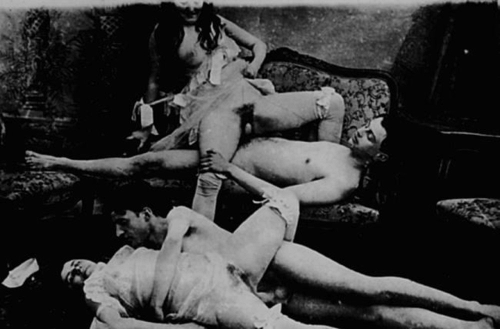 Порнография второй мировой