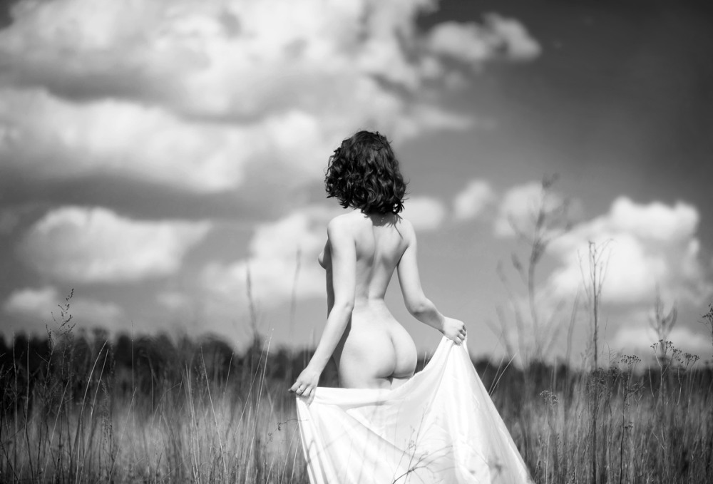 Валерия позирует голая фото