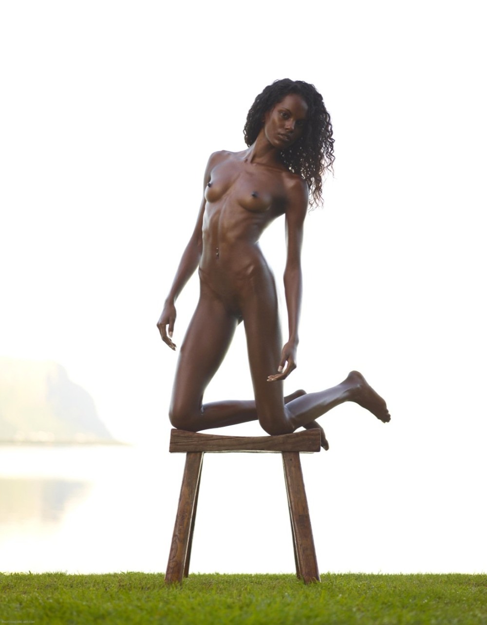 Танцы голых негритянок