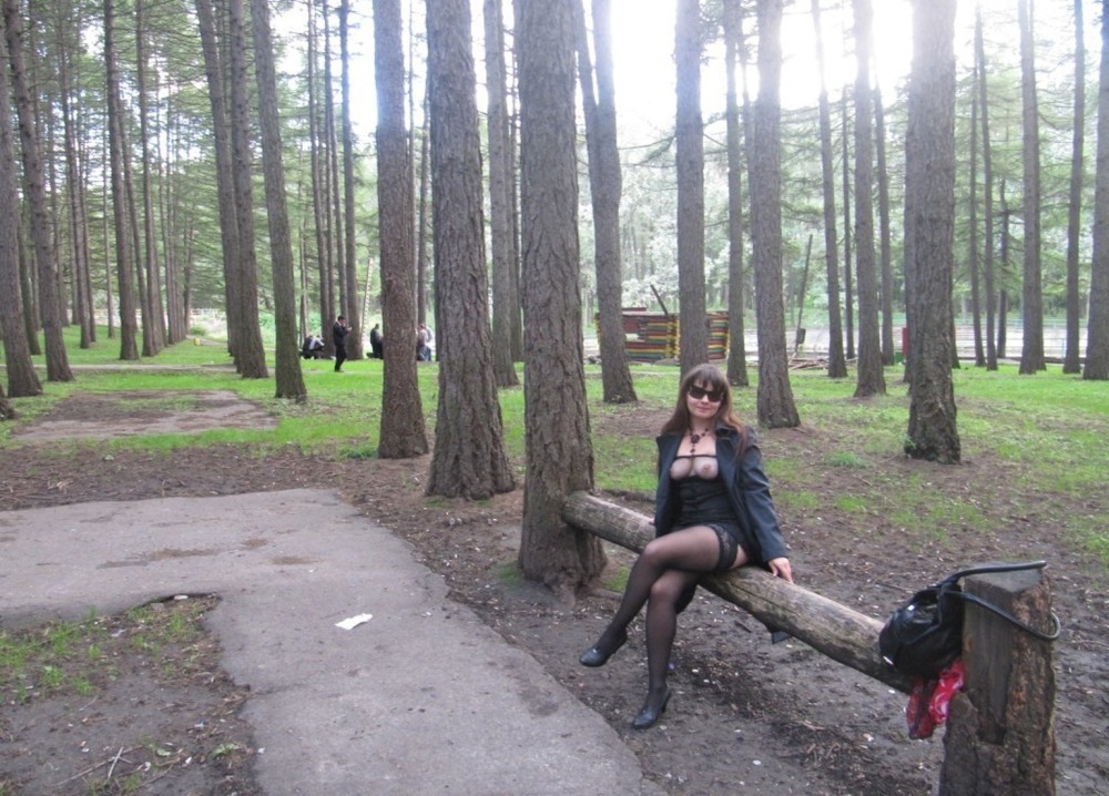 Голые женщины из Новомосковска