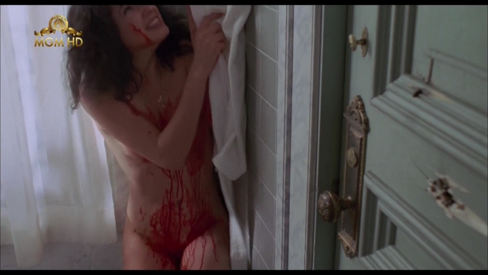 Голая Дафне турецкий сериал