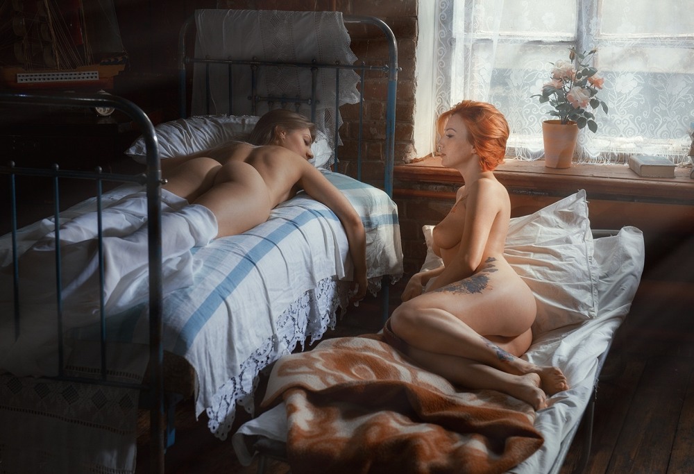 Дочки голышом на природе