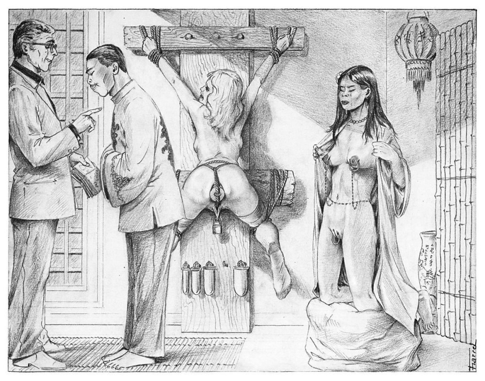 Девушки пытают девушку секс.