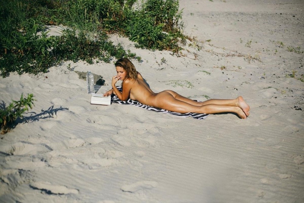 Эротическая фотосессия на отдыхе