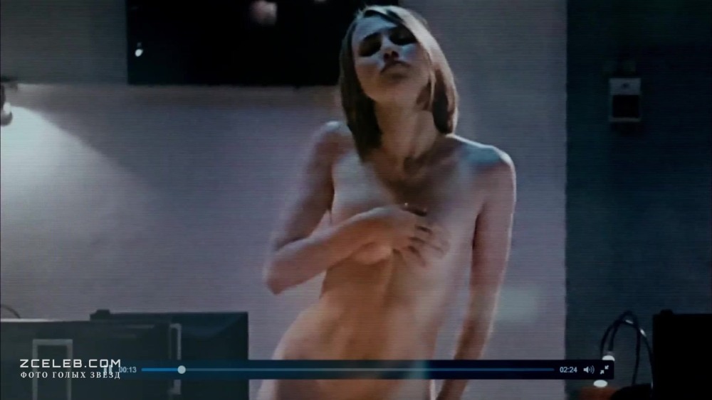 Голая Яна Наумова Моисеева